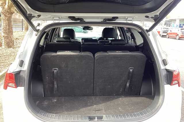 Hyundai SANTA FE 1.6 TGDi Hybrid Ultimate 5dr 4WD Auto White