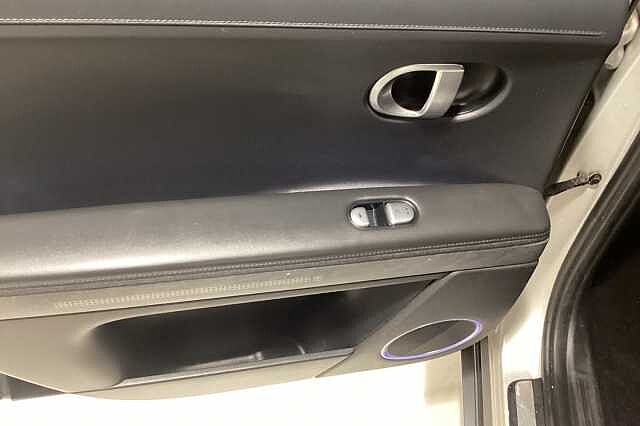 Hyundai IONIQ 5 160kW Ultimate 73 kWh 5dr Auto Gold