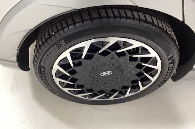 Hyundai IONIQ 5 160kW Ultimate 73 kWh 5dr Auto Gold