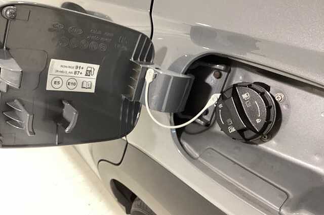 Hyundai KONA 1.6 GDi Hybrid SE Connect 5dr DCT Grey
