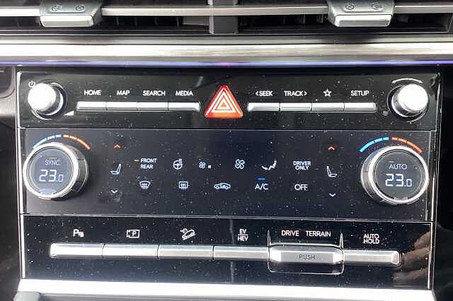 Hyundai SANTA FE 1.6 TGDi Plug-in Hybrid Premium 5dr 4WD Auto