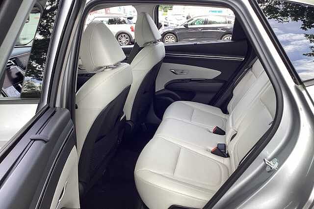 Hyundai TUCSON 1.6 TGDi 48V MHD Ultimate 5dr 2WD DCT Silver