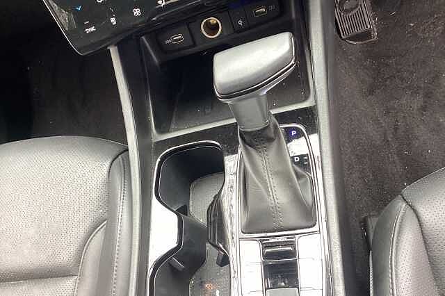 Hyundai TUCSON 1.6 TGDi 48V MHD 180 Ultimate 5dr 4WD DCT Black