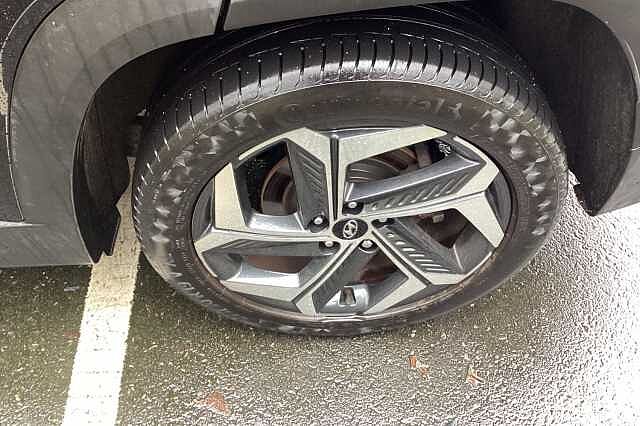Hyundai TUCSON 1.6 TGDi 48V MHD 180 Ultimate 5dr 4WD DCT Black