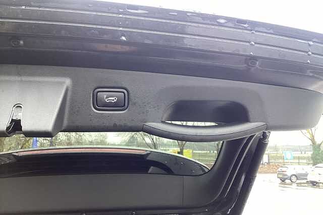 Hyundai TUCSON 1.6 TGDi 48V MHD 180 Ultimate 5dr 4WD DCT Black