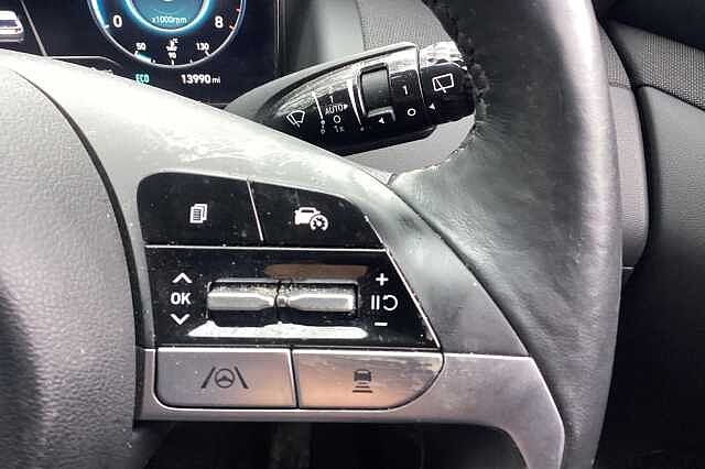 Hyundai TUCSON 1.6 TGDi 48V MHD 180 Ultimate 5dr 4WD DCT Black