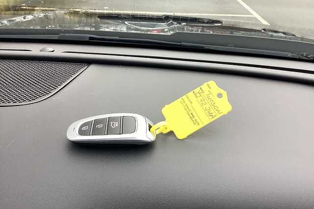 Hyundai TUCSON 1.6 TGDi 48V MHD 180 Ultimate 5dr 4WD DCT Black