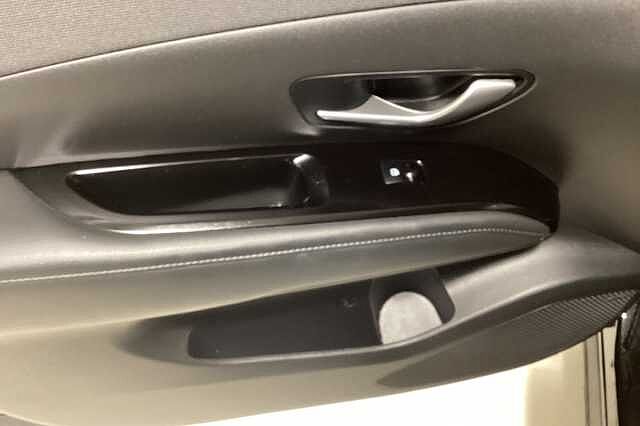 Hyundai TUCSON 1.6 TGDi Plug-in Hybrid Premium 5dr 4WD Auto Black