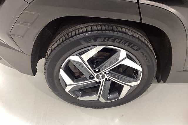 Hyundai TUCSON 1.6 TGDi Plug-in Hybrid Premium 5dr 4WD Auto Black