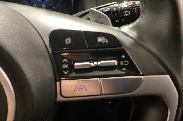 Hyundai TUCSON 1.6 TGDi Plug-in Hybrid Premium 5dr 4WD Auto Black