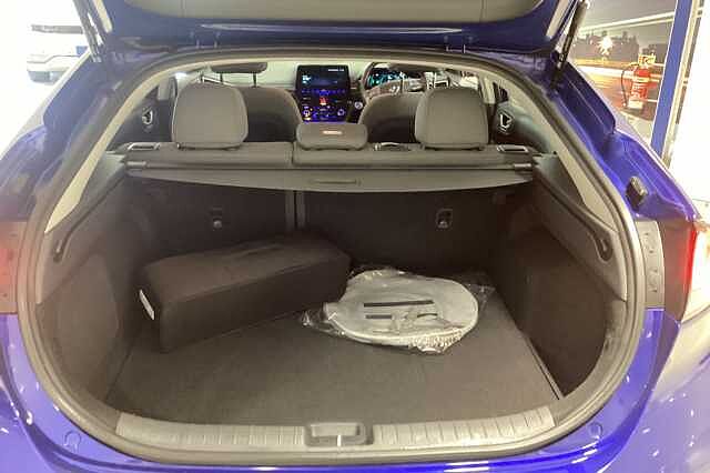 Hyundai IONIQ 100kW Premium 38kWh 5dr Auto Blue