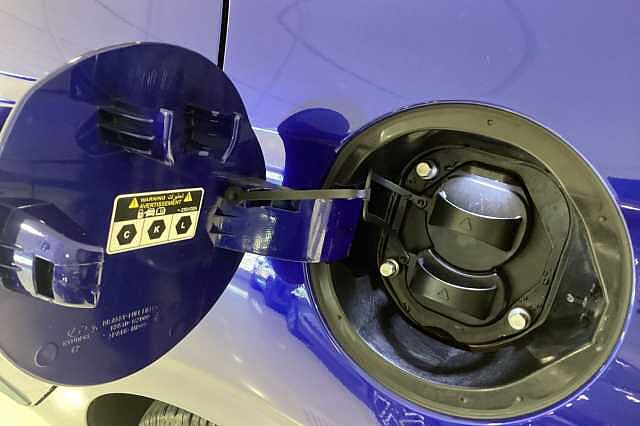 Hyundai IONIQ 100kW Premium 38kWh 5dr Auto Blue