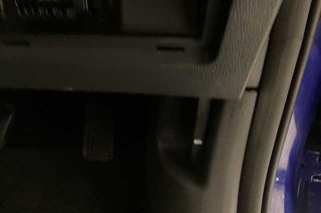 Hyundai IONIQ 100kW Premium 38kWh 5dr Auto Blue