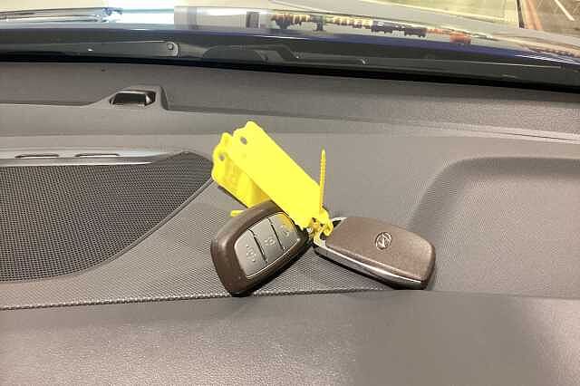 Hyundai IONIQ 100kW Premium 38kWh 5dr Auto Blue