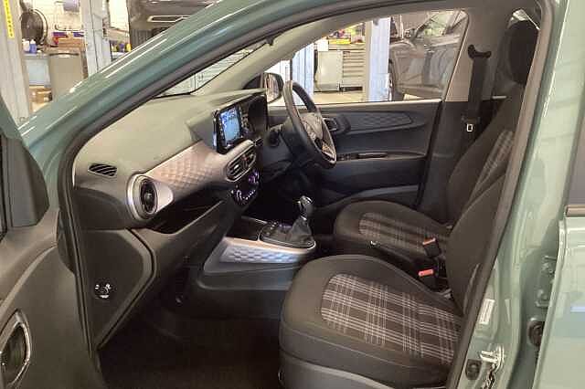 Hyundai I10 1.2 [79] Premium 5dr Auto [Nav] Green