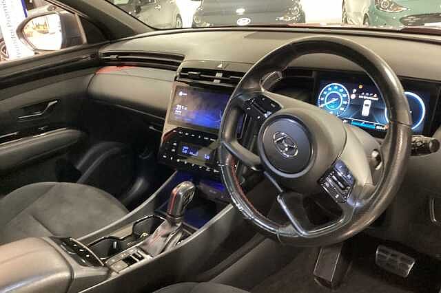 Hyundai TUCSON 1.6 TGDi 48V MHD N Line S 5dr 2WD DCT Red