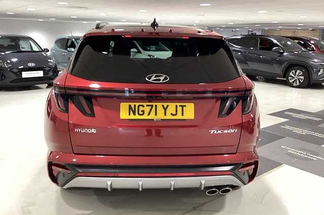 Hyundai TUCSON 1.6 TGDi 48V MHD N Line S 5dr 2WD DCT Red