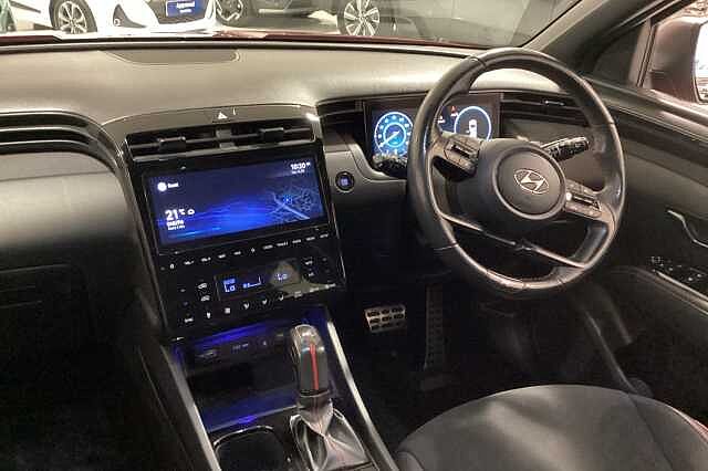 Hyundai TUCSON 1.6 TGDi 48V MHD N Line S 5dr 2WD DCT Red