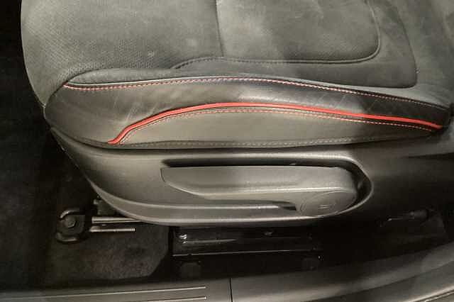 Hyundai TUCSON 1.6 TGDi 48V MHD N Line S 5dr 2WD DCT Red