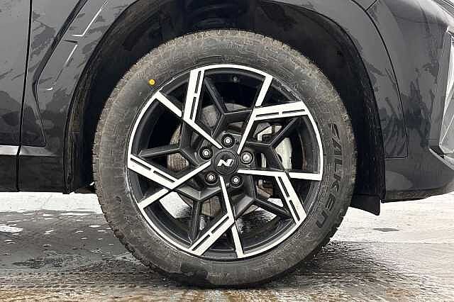 Hyundai TUCSON 1.6T Hybrid N Line 5dr Auto Pearl - Phantom black