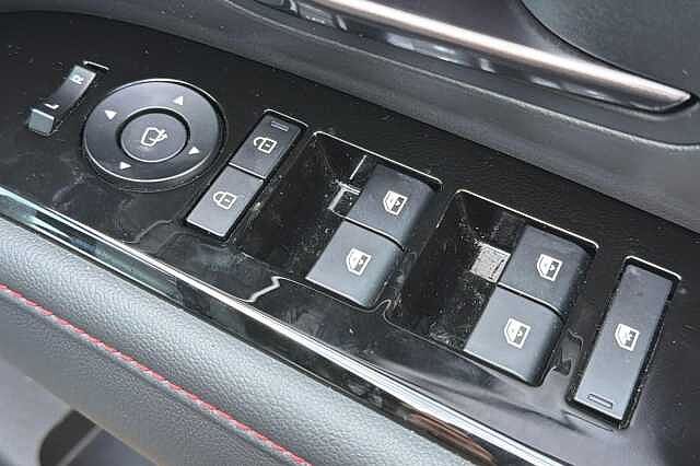 Hyundai TUCSON 1.6T Hybrid N Line 5dr Auto Pearl - Phantom black