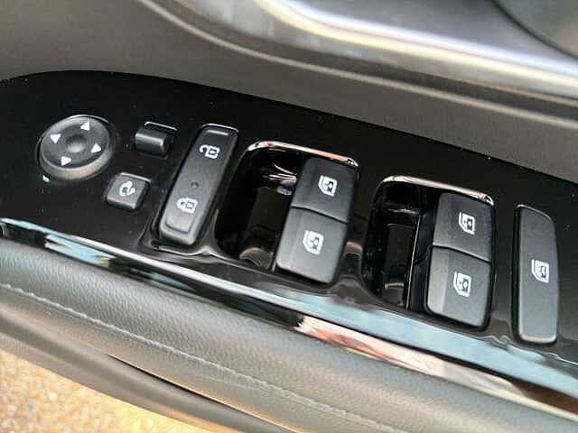 Hyundai TUCSON 1.6 TGDi Plug-in Hybrid Ultimate 5dr 4WD Auto