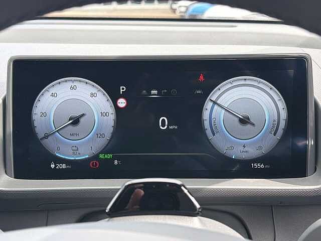 Hyundai INSTER 85kW Cross 49kWh 5dr Auto Pearl - Abyss black