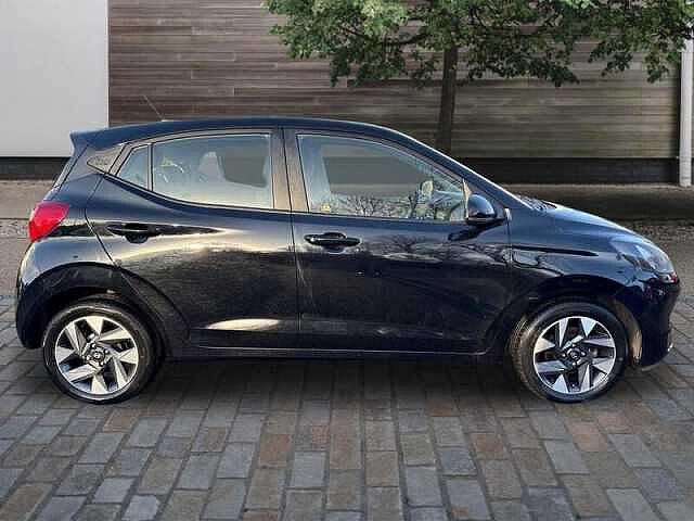 Hyundai I10 1.0 Advance Hatchback 5dr Petrol Auto Euro 6 (s/s) (63 ps) Phantom Black