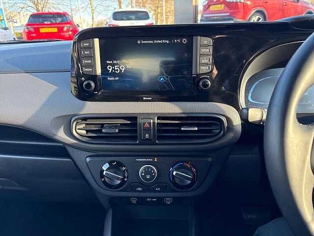 Hyundai I10 1.0 Advance Hatchback 5dr Petrol Auto Euro 6 (s/s) (63 ps) Phantom Black