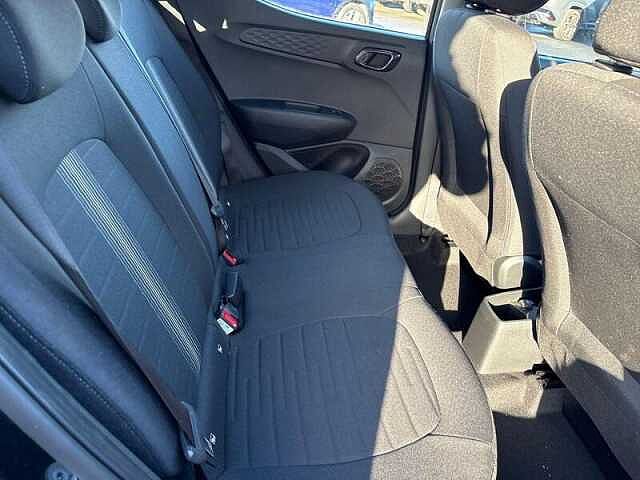 Hyundai I10 1.0 Advance Hatchback 5dr Petrol Auto Euro 6 (s/s) (63 ps) Phantom Black