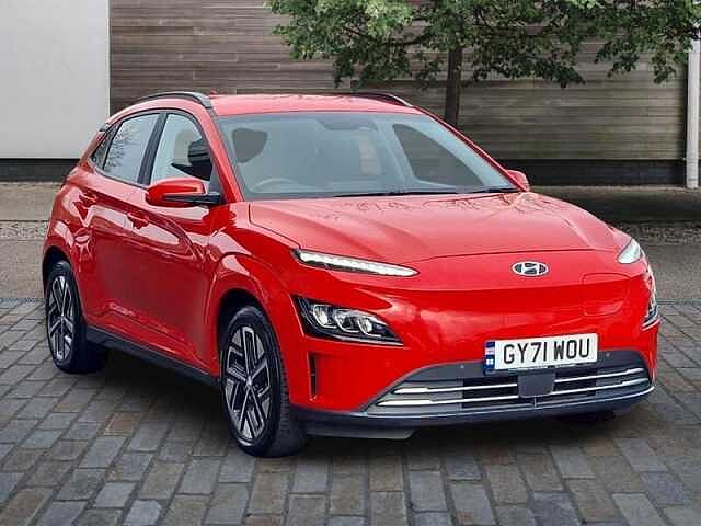Hyundai KONA 64kWh Premium SUV 5dr Electric Auto (10.5kW Charger) (204 ps)