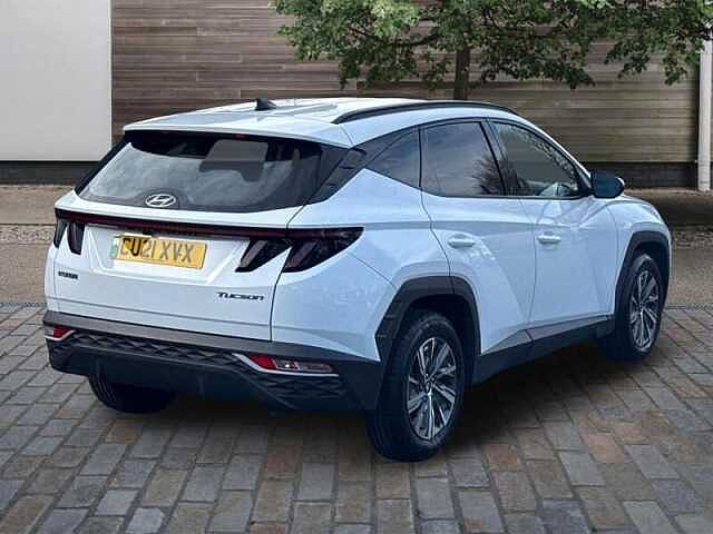 Hyundai TUCSON 1.6 T-GDi SE Connect SUV 5dr Petrol Manual Euro 6 (s/s) (150 ps) White