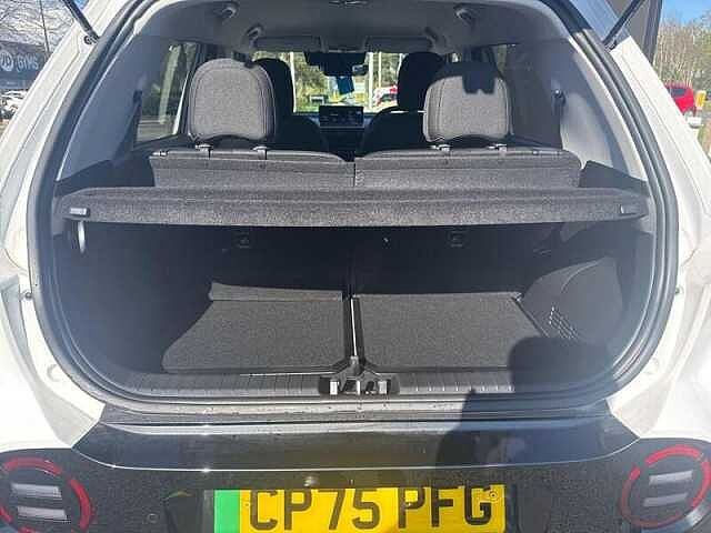 Hyundai INSTER Long Range 49kWh 02 SUV 5dr Electric Auto (115 ps) Atlas White