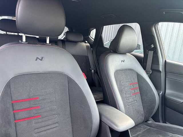 Hyundai KONA 1.6 h-GDi N Line S SUV 5dr Petrol Hybrid DCT Euro 6 (s/s) (138 ps) Abyss Black