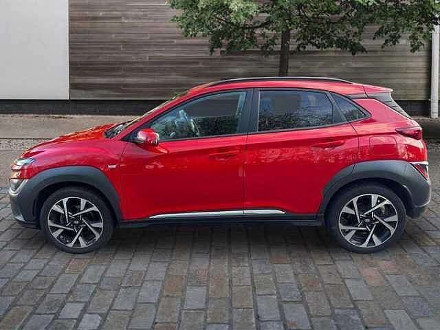 Hyundai KONA 1.0 T-GDi MHEV Premium SUV 5dr Petrol Hybrid Manual Euro 6 (s/s) (120 ps) Ignite Flame