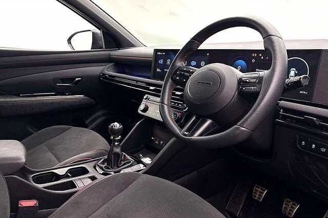 Hyundai TUCSON 1.6 T-GDi N Line S SUV 5dr Petrol Manual Euro 6 (s/s) (160 ps) Abyss Black