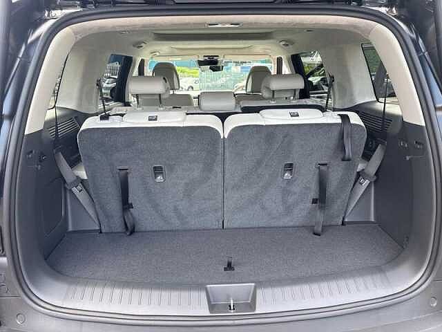Hyundai SANTA FE 1.6 h T-GDi Ultimate SUV 5dr Petrol Hybrid Auto 4WD Euro 6 (s/s) (7Seat) (215 ps Abyss Black