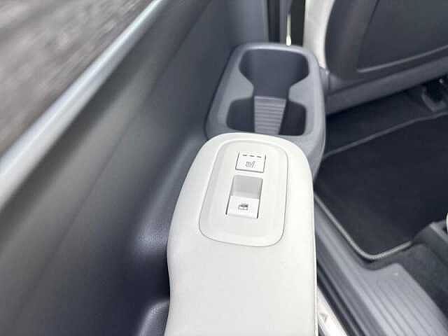 Hyundai SANTA FE 1.6 h T-GDi Ultimate SUV 5dr Petrol Hybrid Auto 4WD Euro 6 (s/s) (7Seat) (215 ps Abyss Black
