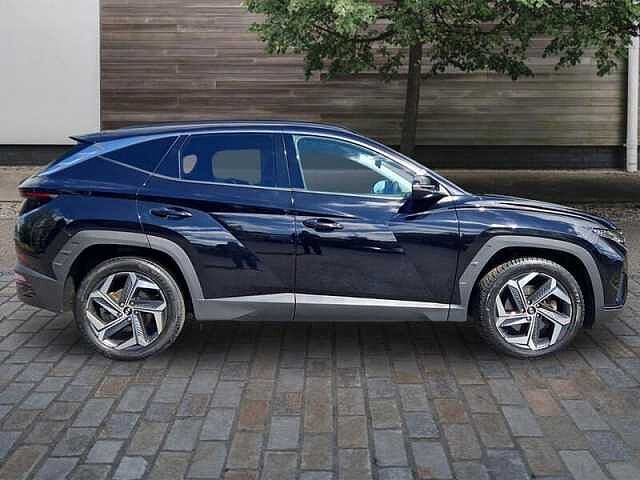 Hyundai TUCSON 1.6 h T-GDi Premium SUV 5dr Petrol Hybrid Auto Euro 6 (s/s) (230 ps) Phantom Black