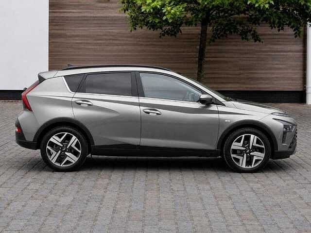 Hyundai BAYON 1.0 T-GDi MHEV Premium SUV 5dr Petrol Hybrid DCT Euro 6 (s/s) (100 ps) Elemental Brass