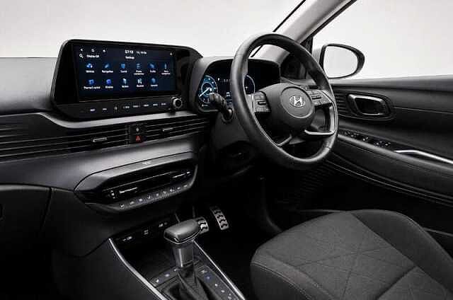 Hyundai BAYON 1.0 T-GDi MHEV Premium SUV 5dr Petrol Hybrid DCT Euro 6 (s/s) (100 ps) Elemental Brass