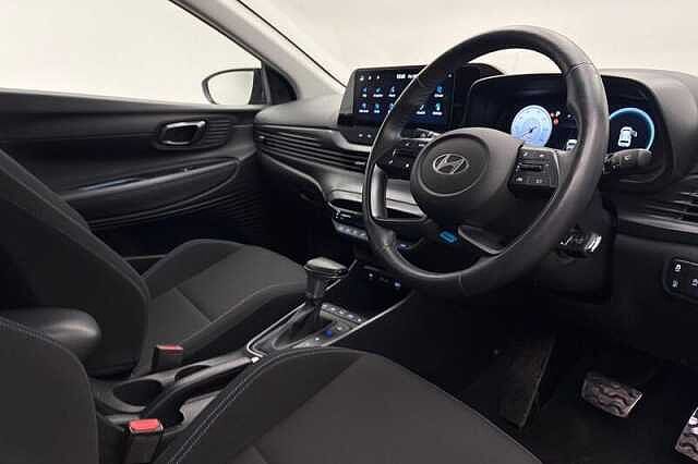 Hyundai BAYON 1.0 T-GDi Premium SUV 5dr Petrol DCT Euro 6 (s/s) (100 ps) Phantom Black