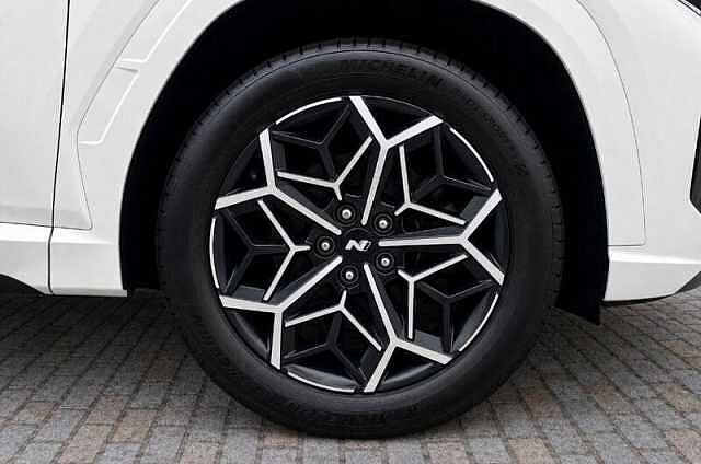 Hyundai TUCSON 1.6 h T-GDi N Line S SUV 5dr Petrol Hybrid Auto Euro 6 (s/s) (230 ps) Atlas White
