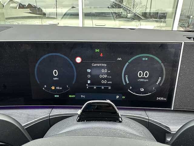 Hyundai SANTA FE 1.6 TGDi Plug-in Hybrid Ultimate 5dr 4WD Auto