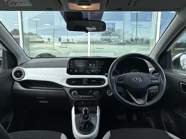 Hyundai i10 1.0 MPi Premium 5dr Auto