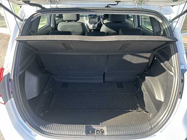Hyundai IX20 1.6 SE Nav 5dr Auto Polar White