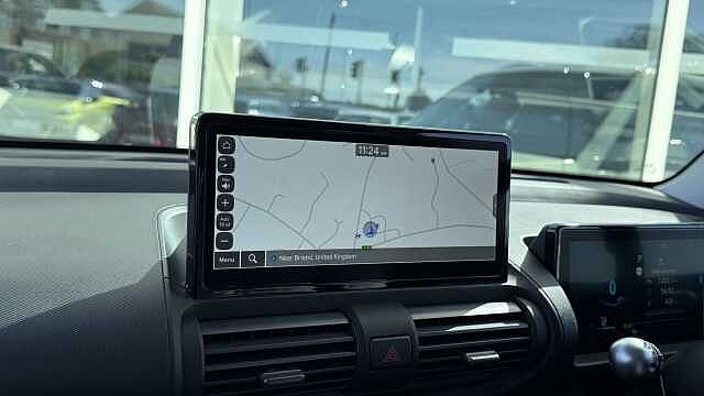 Hyundai INSTER 85kW 02 49kWh 5dr Auto Buttercream