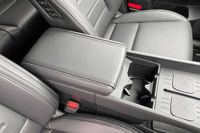 Hyundai SANTA FE 1.6 h T-GDi Calligraphy SUV 5dr Petrol Hybrid Auto Euro 6 (s/s) (7Seat) (215 ps) Magnetic Grey