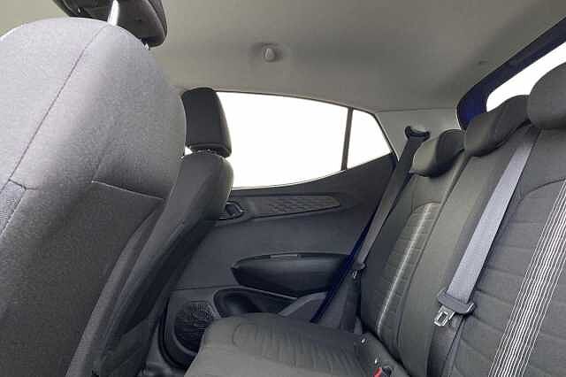 Hyundai i10 1.0 MPi Premium 5dr Auto