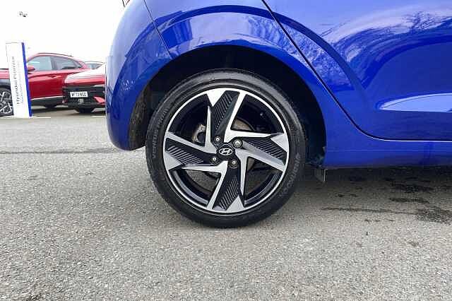 Hyundai i10 1.0 MPi Premium 5dr Auto